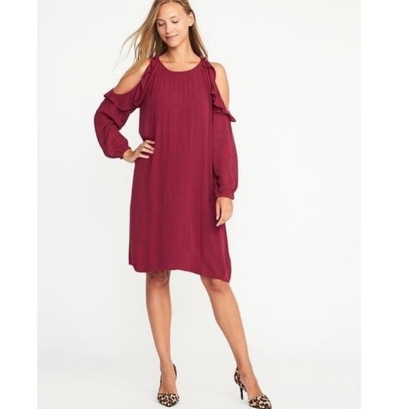 ⭐️40% Off⭐️ Old Navy Red Crepe Cold Shoulder Ruffle Dress - Picture 1 of 9